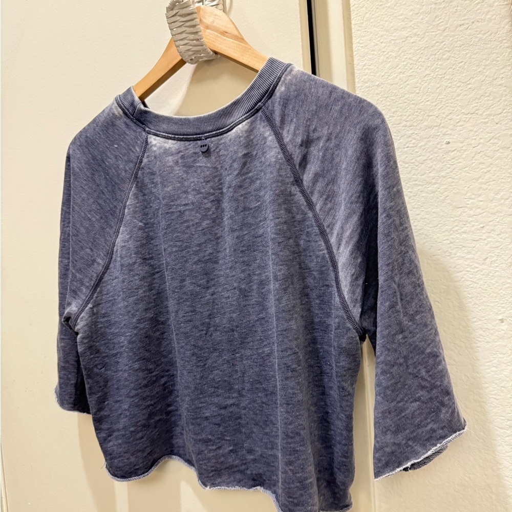 Uniquely Lorna Jane blue 3/4 sleeve crop top medium - Picture 2 of 9